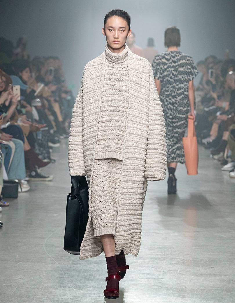 Christian Wijnants FW20, poëtisch palet van zachtheid en souplesse