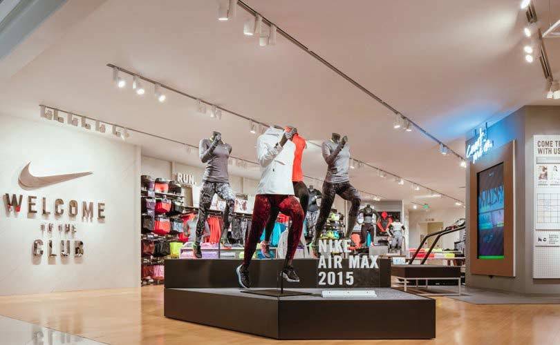 Nike boekt omzetstijging van 10 procent in 2015