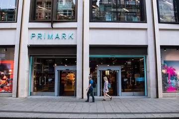  Primark erzielt kräftiges Umsatzplus im dritten Quartal und will Click & Collect-Service testen 