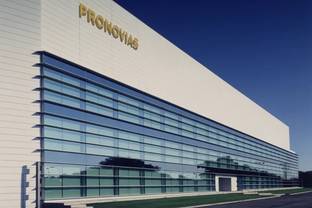 Clearlake compra MV Credit y entra en el capital de Pronovias