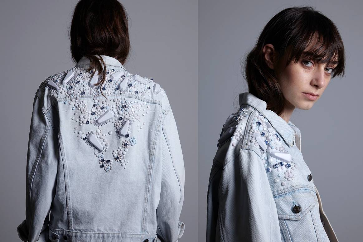 Die Jeansjacke “Pinball Jacket Ice”. Foto: Anne Bernecker