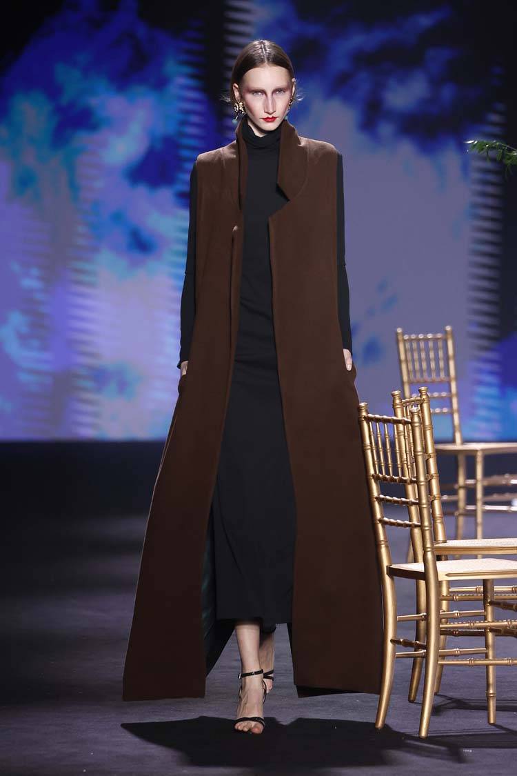 Imagen de la colección FW23 de Encinar en MBFW Madrid, por cortesía de la organización