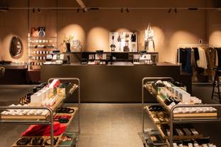 & Other Stories opens Glasgow store