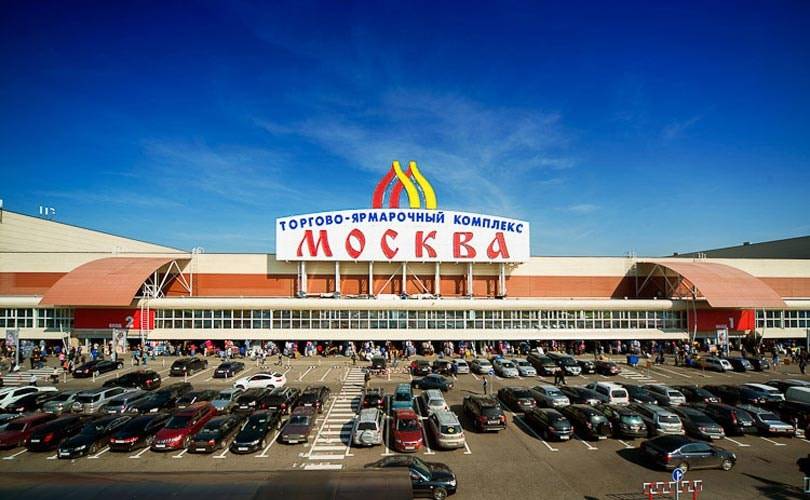 "Ъ": Из ТЦ "Москва" уезжают торговцы: ярмарки теряют покупателей