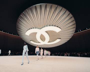 Company Profile header CHANEL