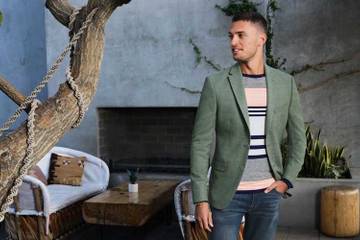 Lord & Taylor и Tailored Brands подали заявки на банкротство