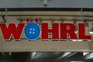 Bekleidungshändler Wöhrl meldet Insolvenz an und sucht Investor