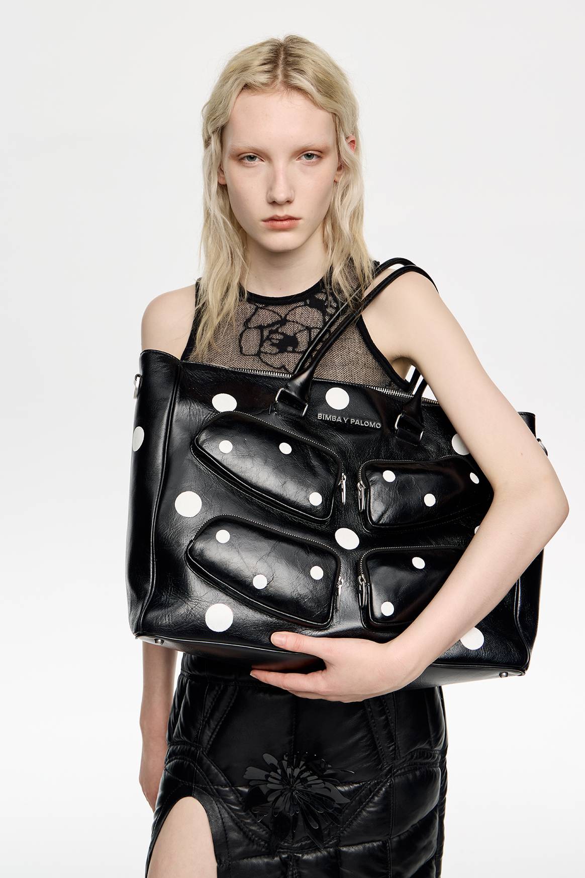 Diseño de la colección cápsula “Bimba y Palomo, an upcycling project by modaUVigo”.