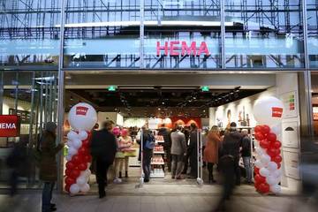 Minder netto-verlies voor Hema, mede dankzij kledingverkoop