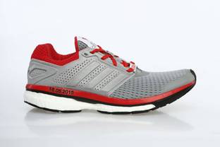 Наталья Водянова представила лимитированную серию кроссовок adidas