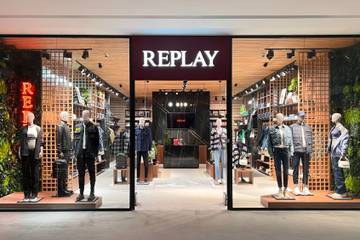 Replay apre uno store a Gjilan