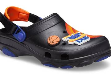 Crocs выпустил ограниченную коллекцию сабо «Космический джем: Новое поколение»