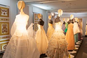 Inaugurata la mostra "Fifties in fashion"