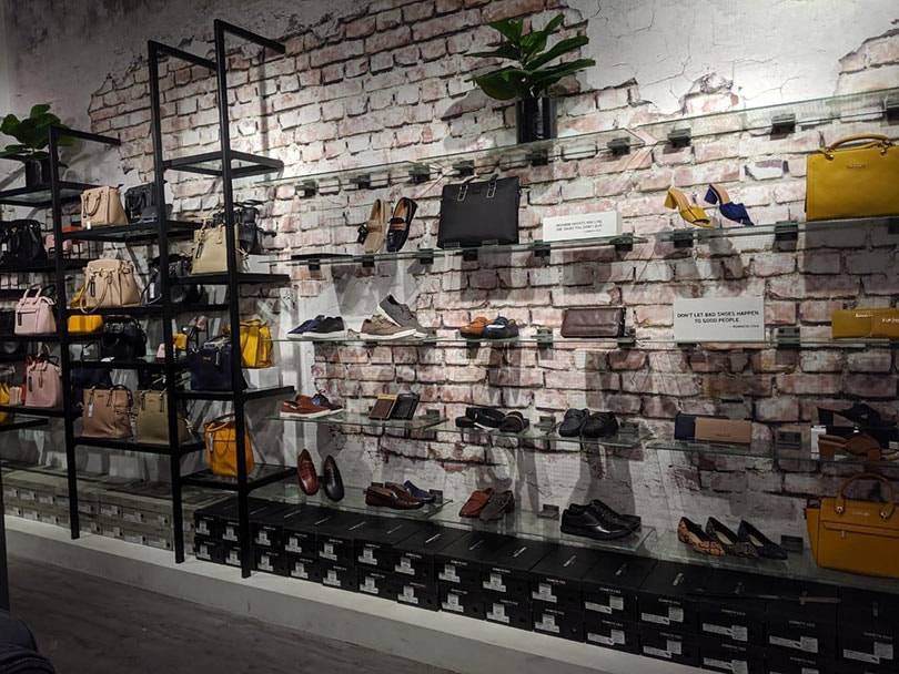 Kenneth Cole opens its first flagship store in India at Infiniti Mall Mumbai through Brandzstorm India