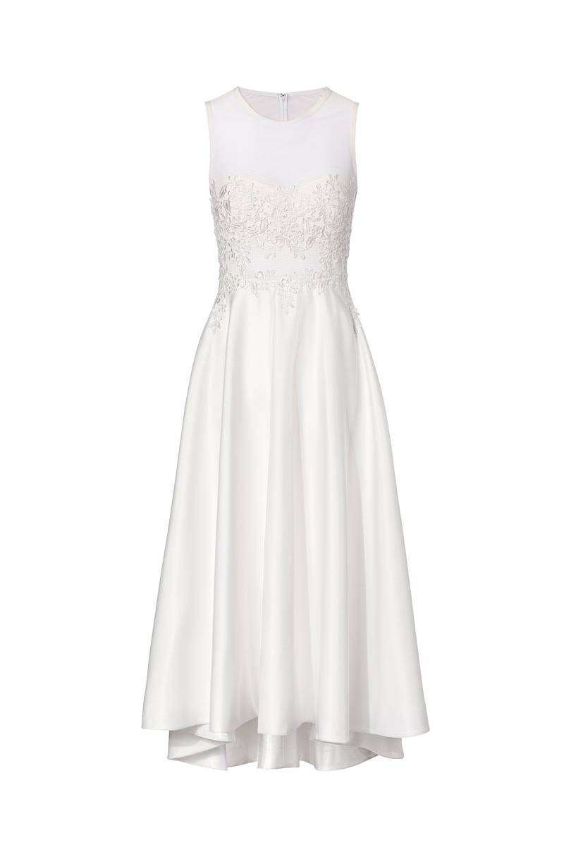 En images : la collection mariage de C&A