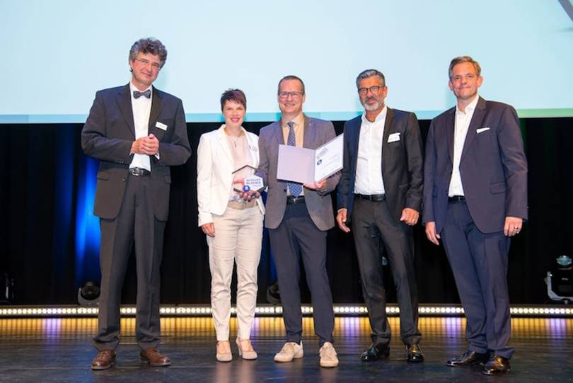 (von links) Holger Baierl, Verena und Christian Lange, Frank Schuffelen, Dr. Thomas Fischer
