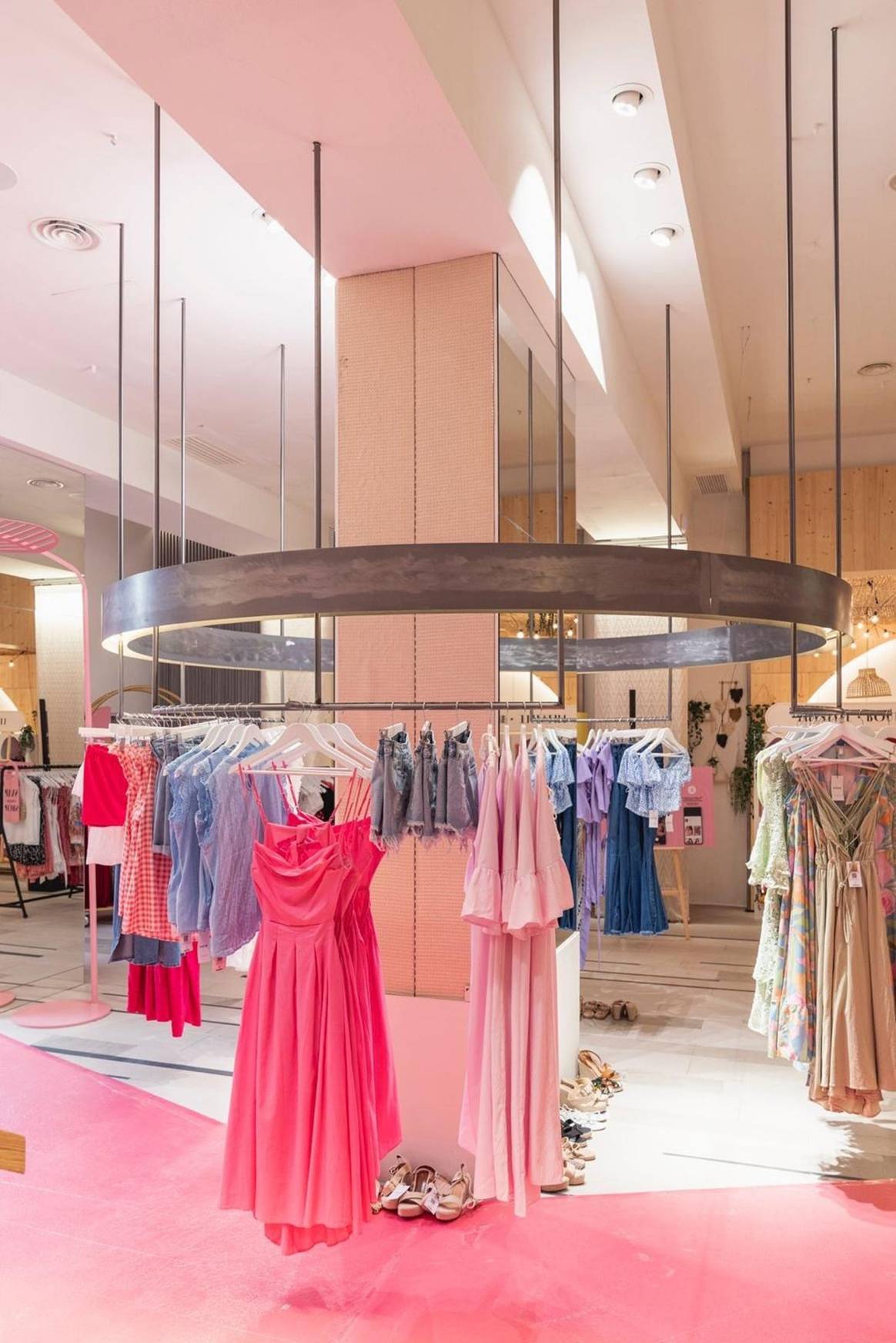 Photo Credits: Tienda efímera “Summer Oasis” de Shein y Klarna en Barcelona.