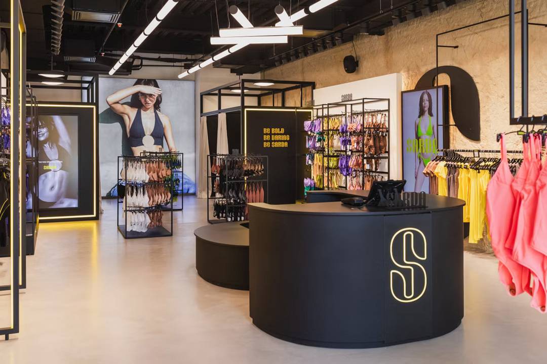 Negozio Sarda nel centro commerciale Ibiza Gallery a Ibiza (Spagna).