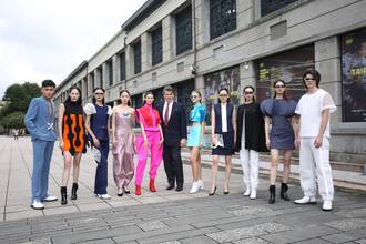 Pierre Cardin participe à la FW de Taipei avec un concours jeunes créateurs et un défilé PE25