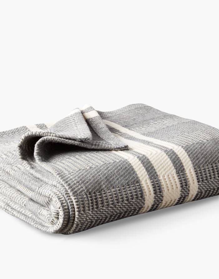 Coyuchi® Cirrus Supersoft Organic Cotton Throw Blanket | Madewell