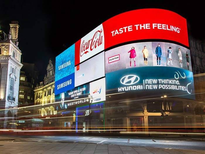 Hunter kicks off seasonless collection with global campaign