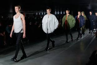 Paul Surridge mogelijk nieuwe ontwerper voor Prada herencollecties