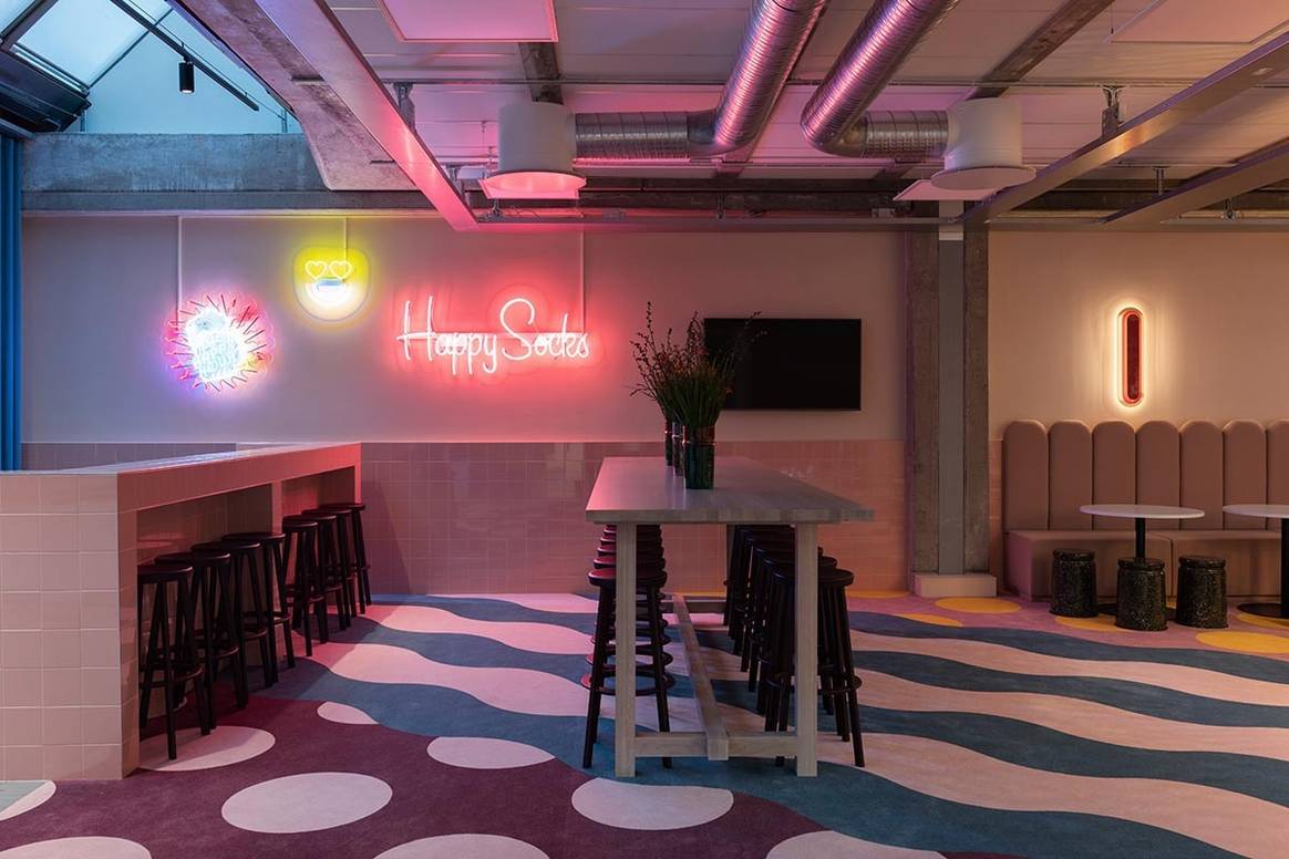 Happy Socks zieht in neuen, bunten Hauptsitz