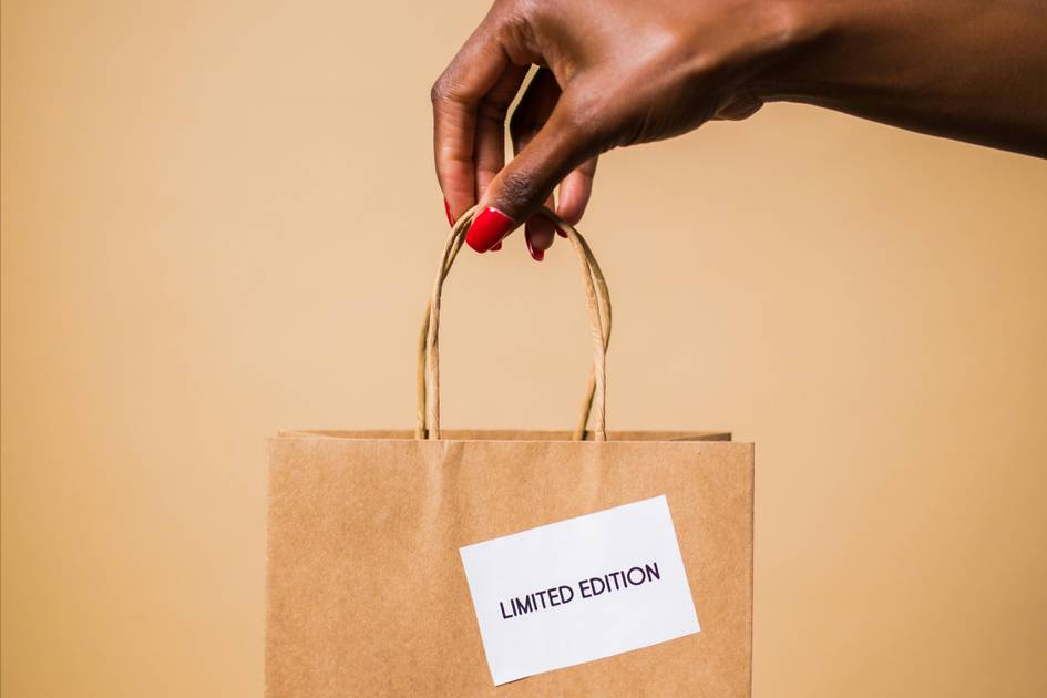 Kleine-Serien-gro-e-Zahlen-Wenn-Modemarketing-auf-die-Produktionsrealit-t-trifft