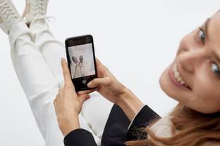 Inditex potencia la experiencia móvil de Massimo Dutti con un nuevo servicio de realidad aumentada