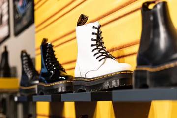 Dr. Martens: Margenwarnung lässt Aktienkurs einbrechen