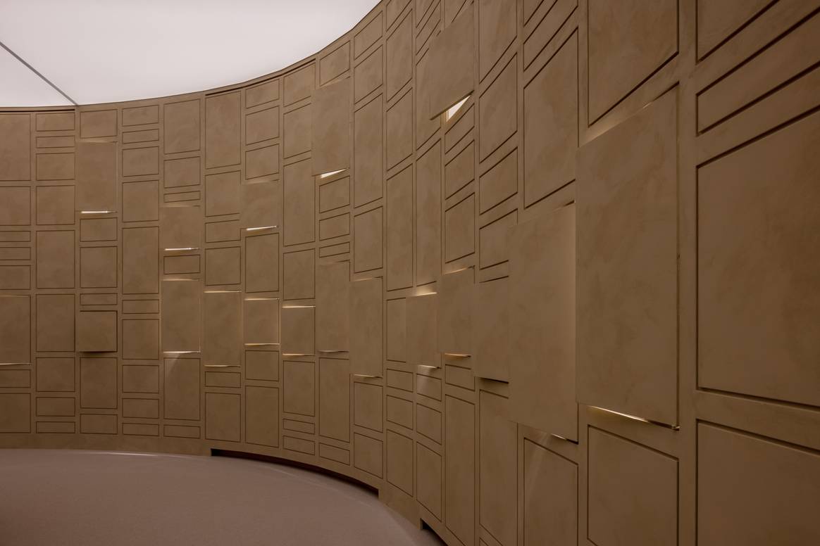 Polène Paris, Champs-Élysées - Atelier de Curiosités.