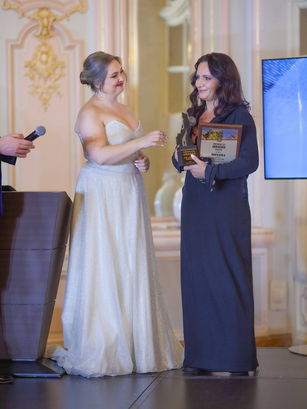 Credits: Georgiana Mergiu Stavrositu, founder of ARAFTU COUTURE