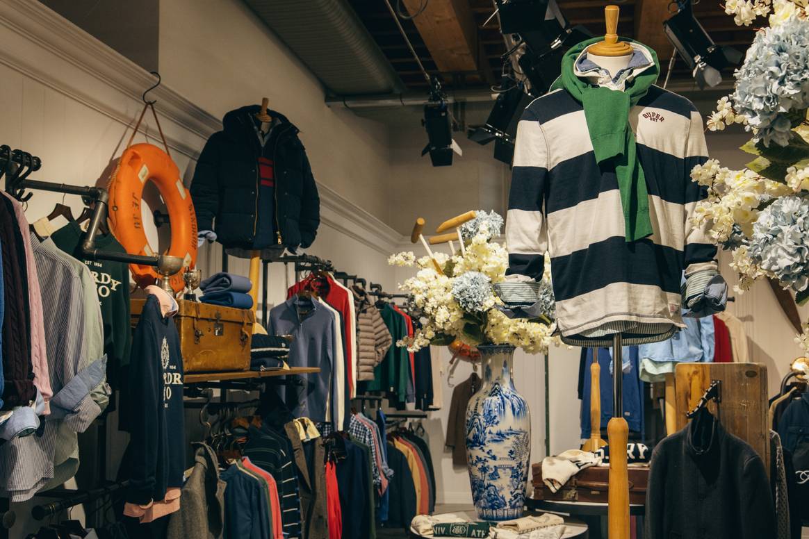 Superdry presents itself with a new look