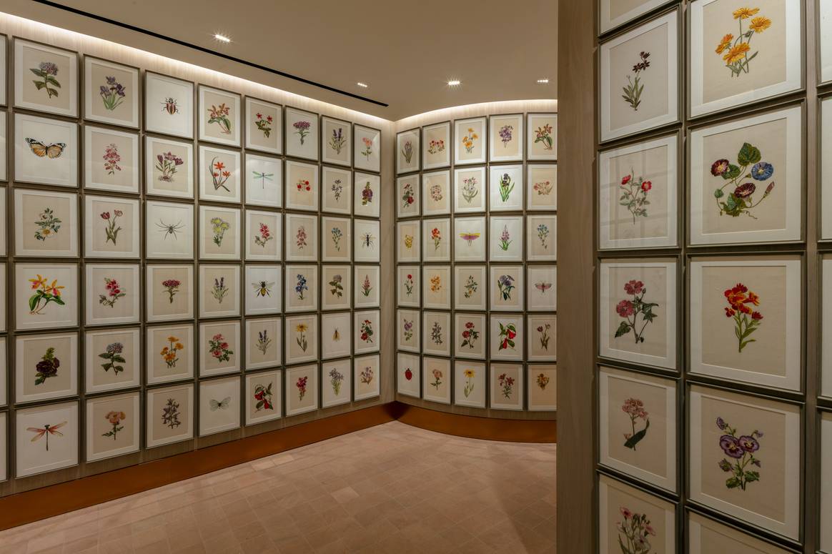 Rahul Mishra opens his flagship at Horniman Circle, Mumbai