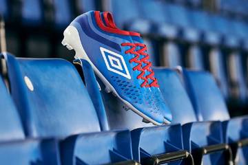 El Grupo Dass renueva la licencia con Umbro por 10 años