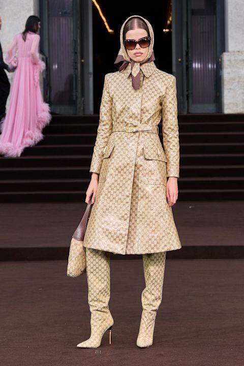 Total look monogram Gucci