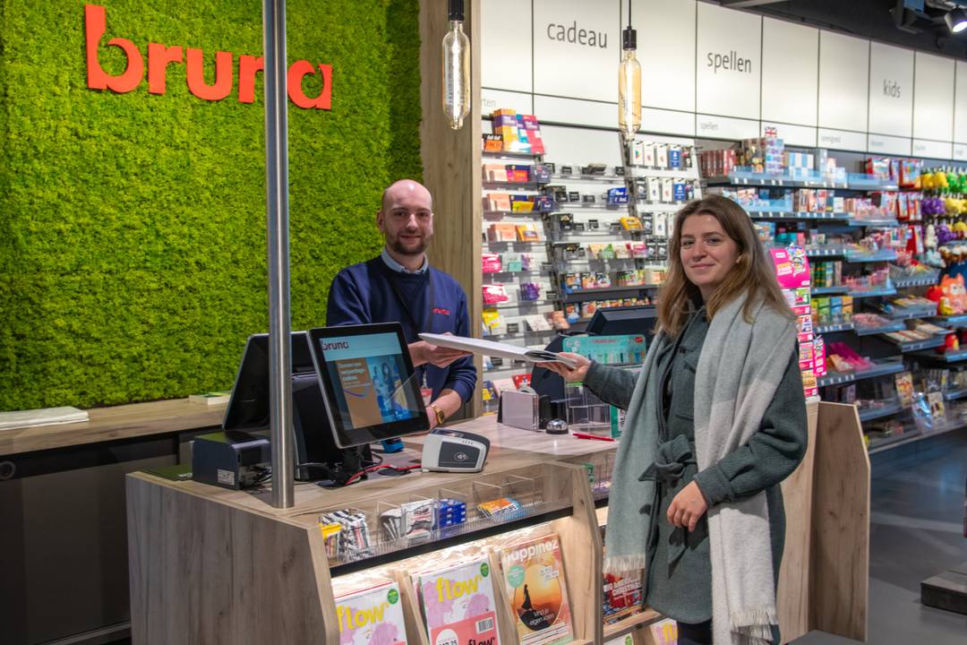 Boxo opent inleverpunten voor herbruikbare verpakkingen. Een daarvan is de Bruna op Utrecht Centraal.