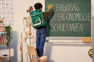 ergobag: Ergonomische Schulranzen aus 100 % recycelten Plastik