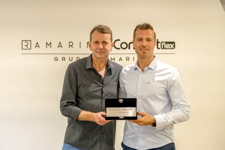 Da esquerda para a direita, Marco Müller e Marçal Müller, este último o novo presidente do grupo