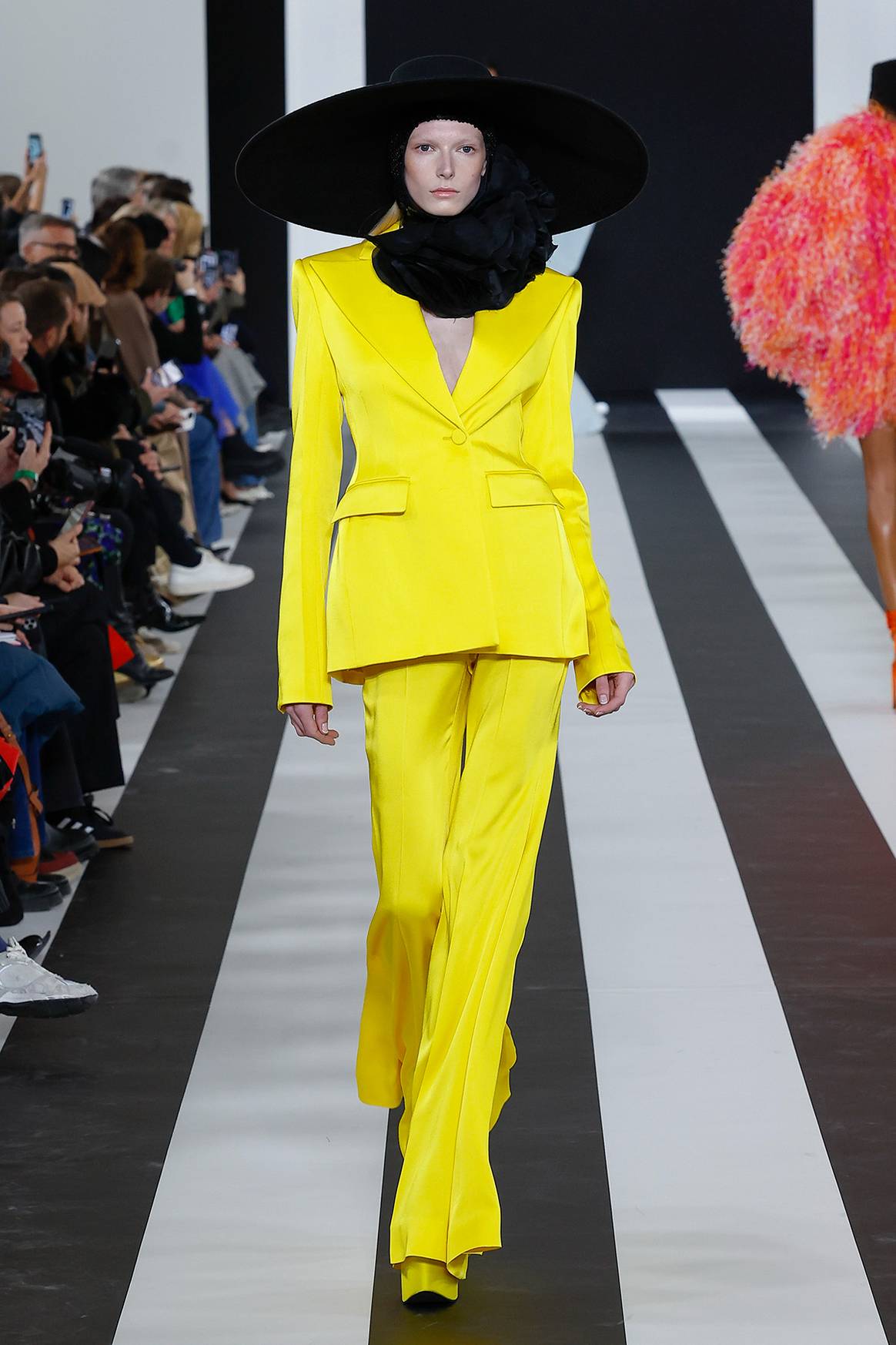 Photo Credits: Nina Ricci, colección Otoño/Invierno FW23. Desfile de la colección de debut de Harris Reed como director creativo de Nina Ricci, fotografía de cortesía.