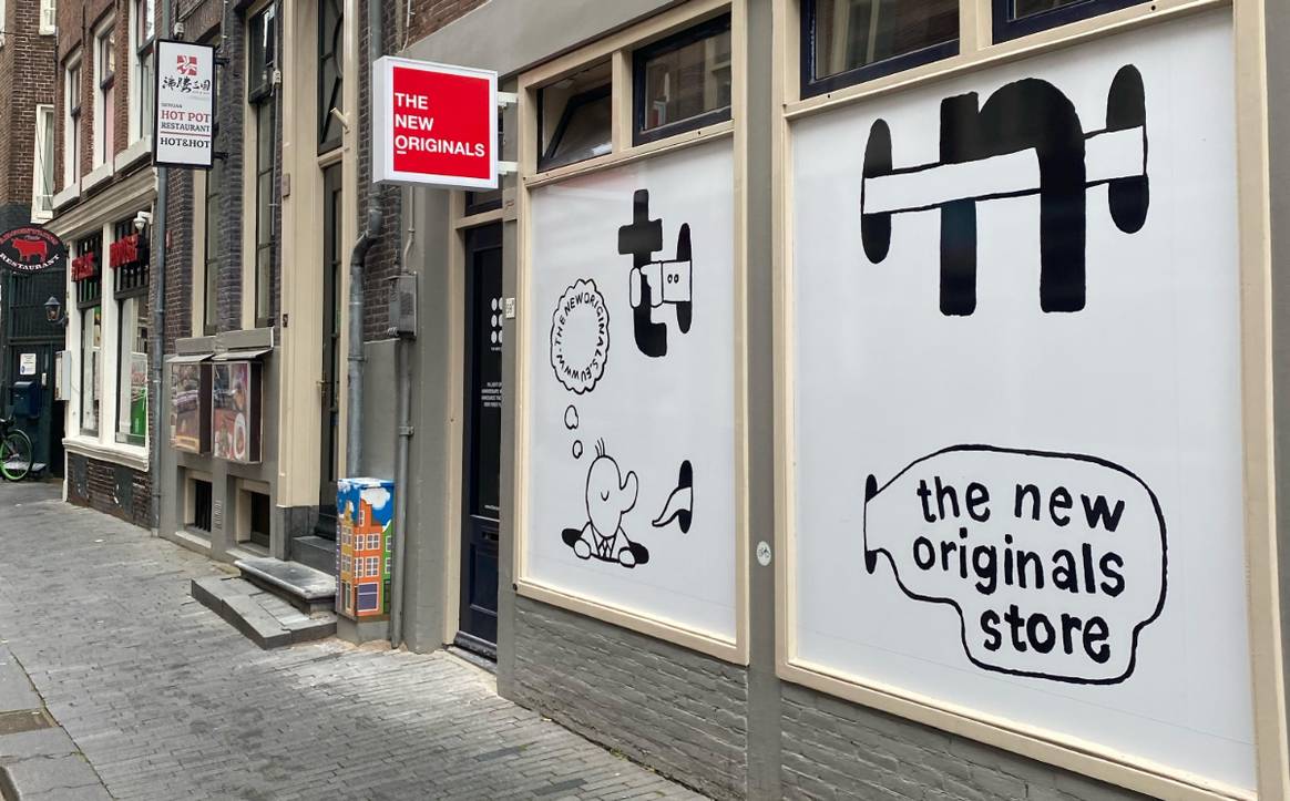 Daags vóór de opening, de eerste winkel van The New Originals aan de Zeedijk 59A. Foto: TNO