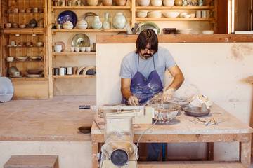 Camper sale en apoyo del talento local con una “pop-up digital” de productos artesanales