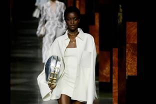 Video: Fendi SS22 womenswear collection