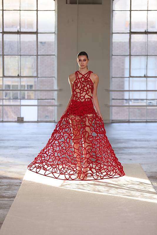 A look by Advanced Fashion Design at FIDM student Joel Elliott. Image courtesy of the Fashion Institute of Design and Merchandising.