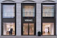 Versace ernennt Mathieu Baboulène zum Global Director of Communications
