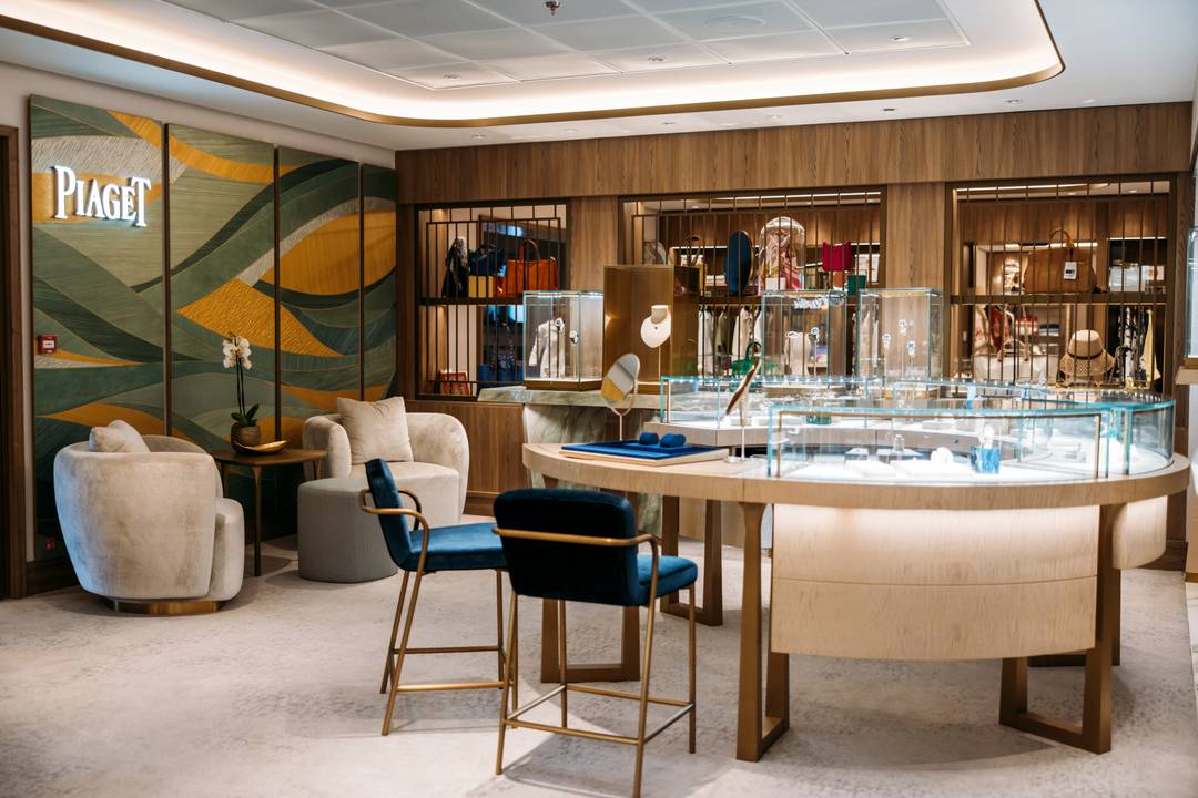 Piaget boutique on The Ritz-Carlton Yacht Collection Luminara