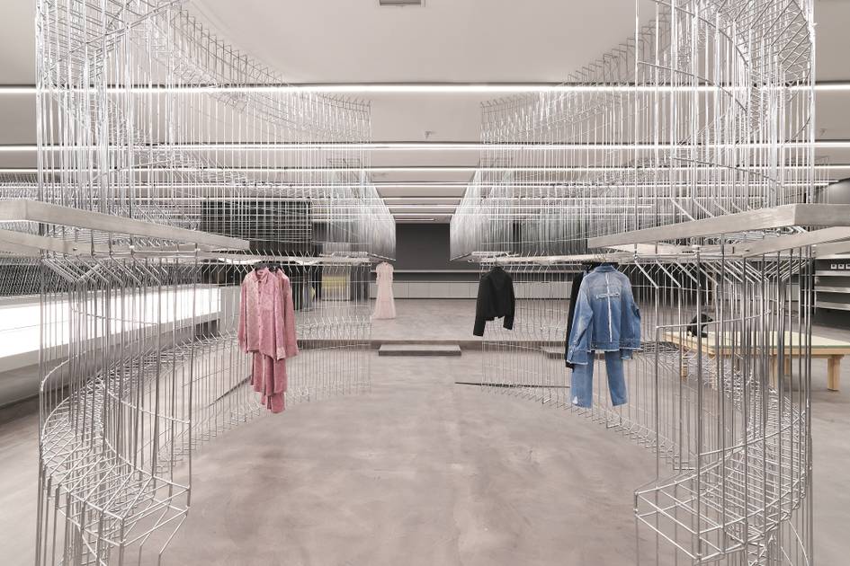 H.Lorenzo opens new flagship store in Los Angeles