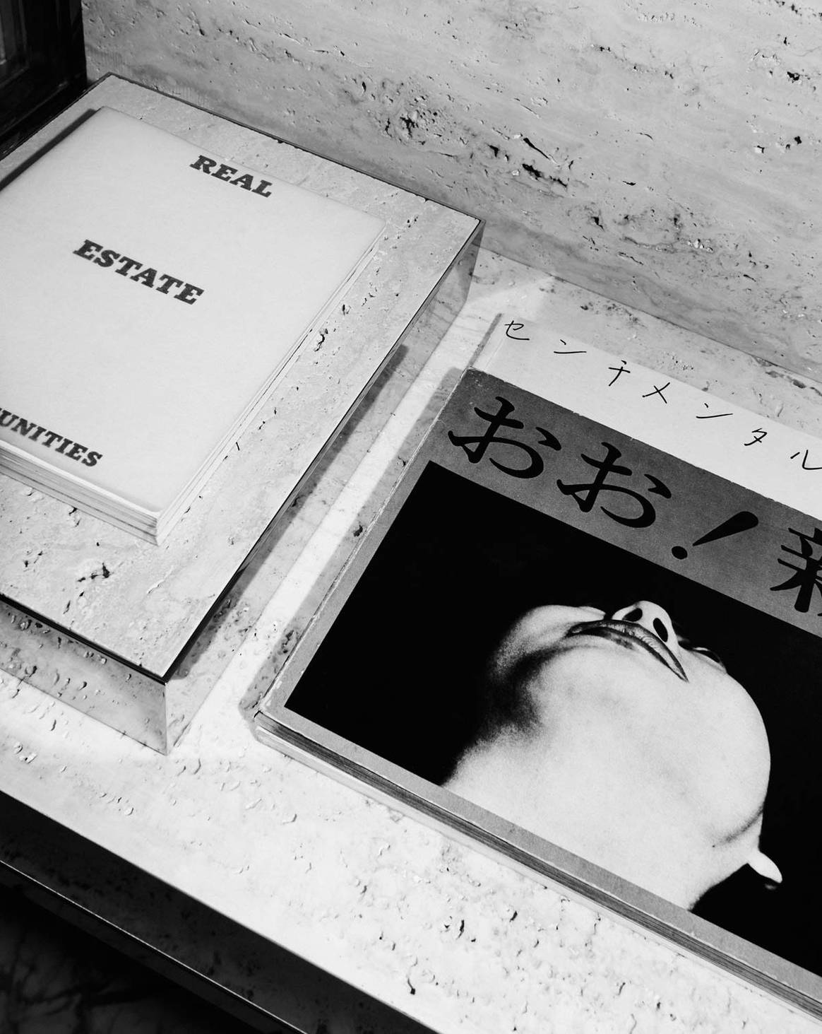 En image : le nouveau concept store Saint Laurent Rive Droite rue Saint Honoré