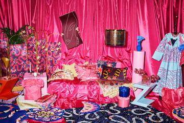 In beeld: de Ikea x Zandra Rhodes collectie