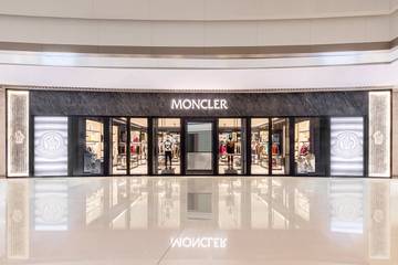 Moncler cierra el primer semestre superando por vez primera los 1.000 millones en ventas